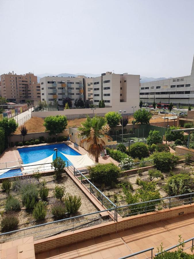 Piso Centro De Granada Junto Al Metro Apartment Exterior foto